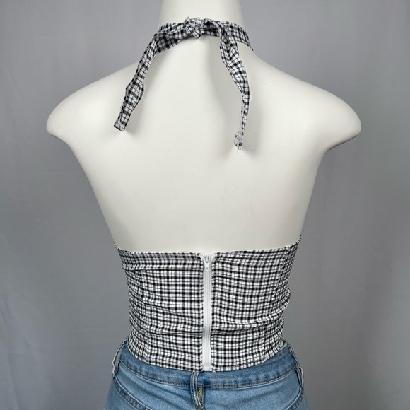 Black and White Checker Wrap Top Size Small - Picture 4 of 4